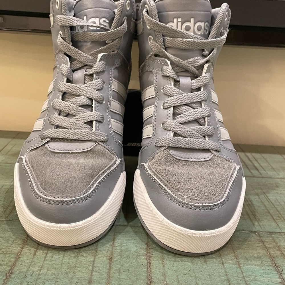 Adidas - Picture 7 of 14